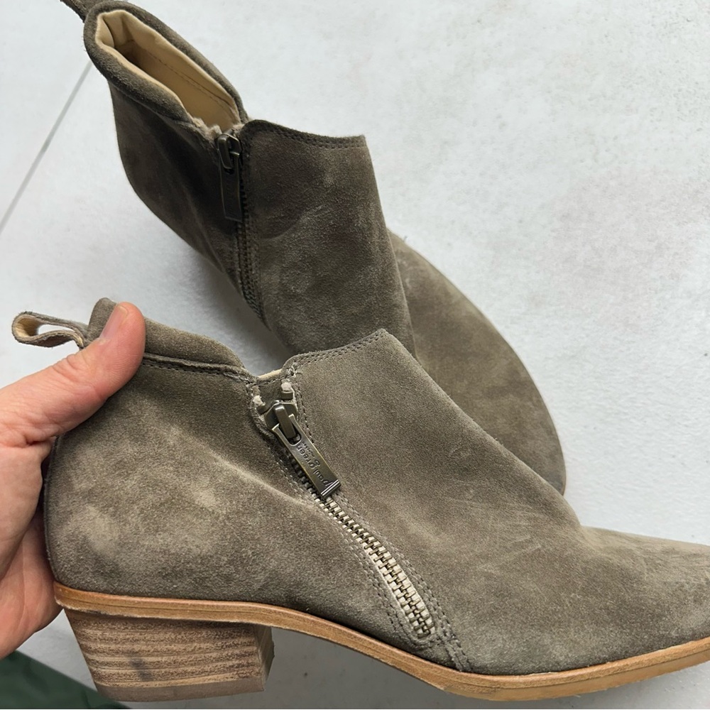 Paul Green Olive Suede Ankle Boots, Size 6 US - Picture 2 of 7